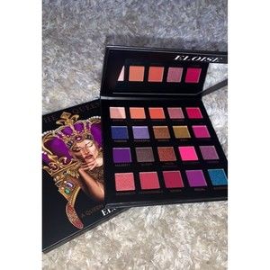 Eloise the queen Eyeshadow Palette